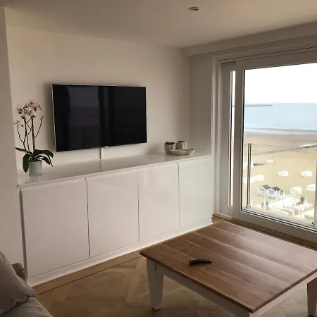 Sea, Vue